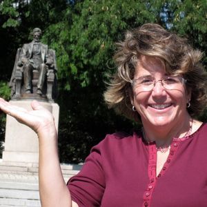 Meet your Posher, Nancy